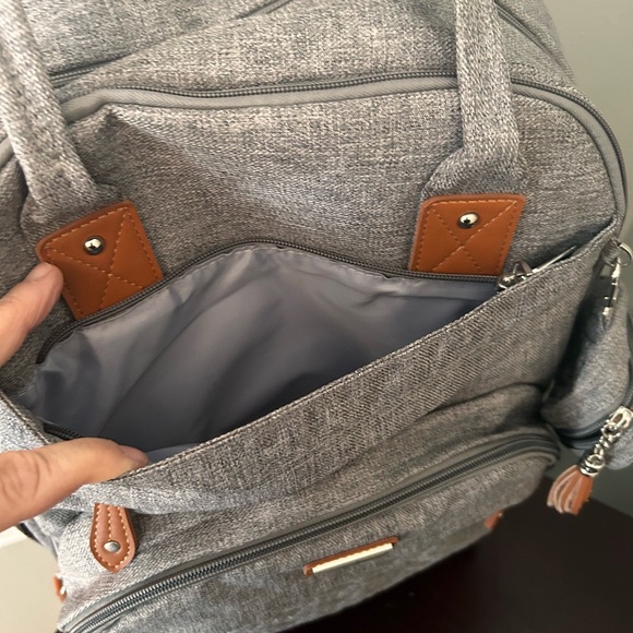 BabbleRoo Waterproof Diaper Bag Backpack Baby Essentials Travel Tote EUC - Picture 11 of 16